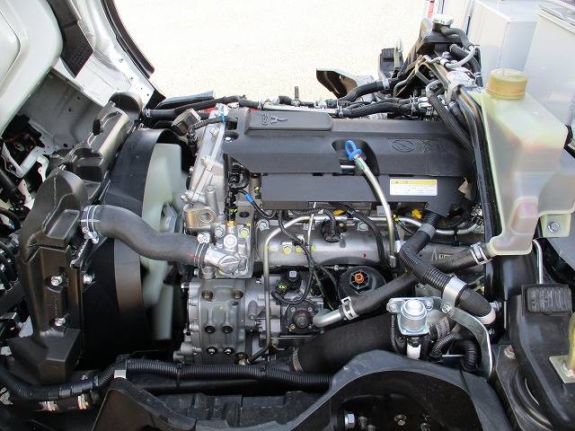 三菱ふそうキャンターパッカー車（塵芥車）小型（2t・3t）[写真10]