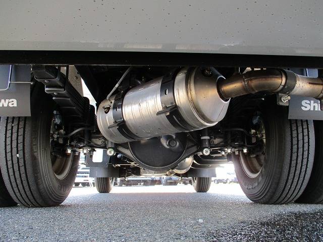 三菱ふそうキャンターパッカー車（塵芥車）小型（2t・3t）[写真12]