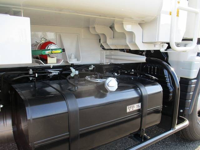 三菱ふそうキャンターパッカー車（塵芥車）小型（2t・3t）[写真14]