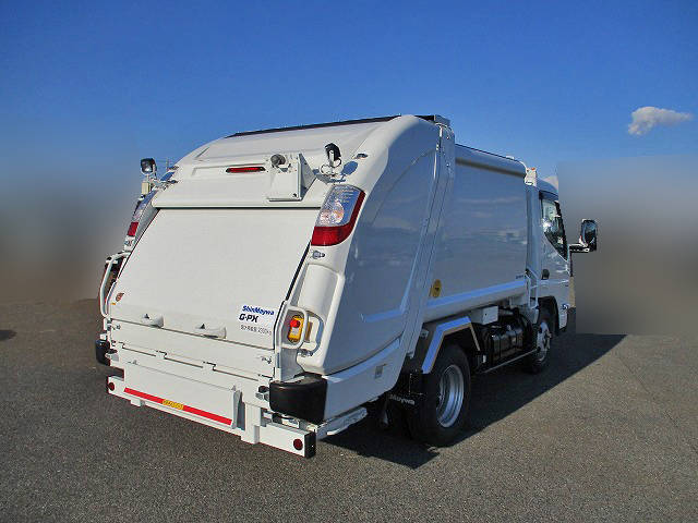 三菱ふそうキャンターパッカー車（塵芥車）小型（2t・3t）[写真02]