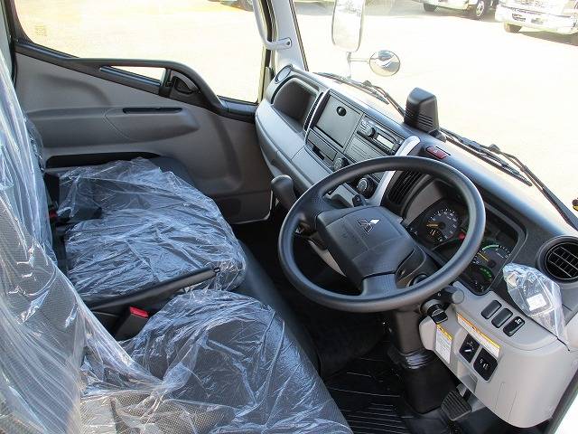 三菱ふそうキャンターパッカー車（塵芥車）小型（2t・3t）[写真03]