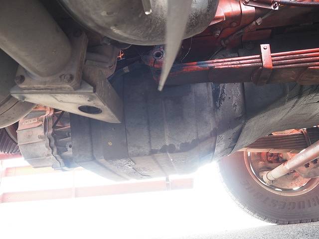 UDトラックスクオン深ダンプ（土砂禁ダンプ）大型（10t）[写真27]