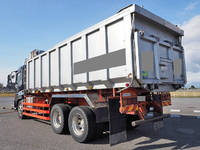 UDトラックスクオン深ダンプ（土砂禁ダンプ）大型（10t）[写真02]