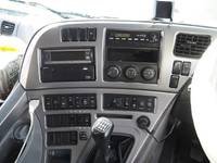 UDトラックスクオン深ダンプ（土砂禁ダンプ）大型（10t）[写真36]