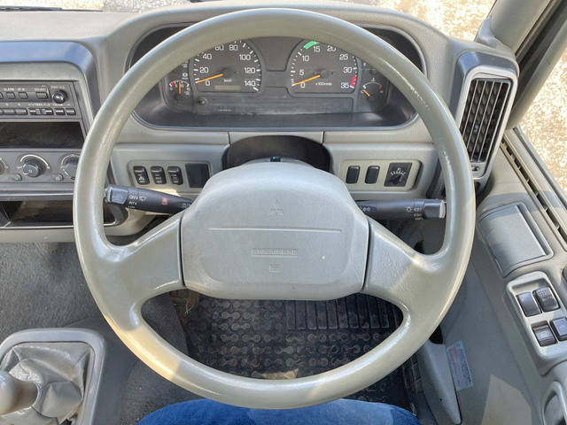 三菱ふそうファイターセルフクレーン4段増トン（6t・8t）[写真36]