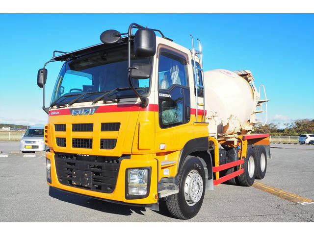いすゞギガミキサー車（コンクリートミキサー）大型（10t）[写真01]