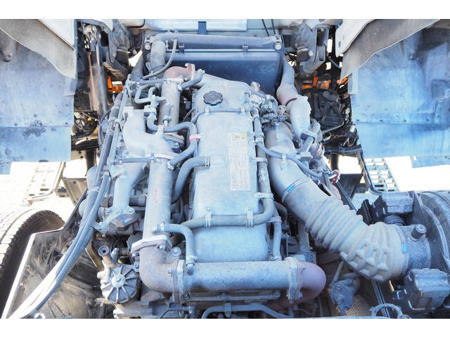 いすゞギガミキサー車（コンクリートミキサー）大型（10t）[写真28]