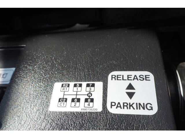 いすゞギガミキサー車（コンクリートミキサー）大型（10t）[写真39]