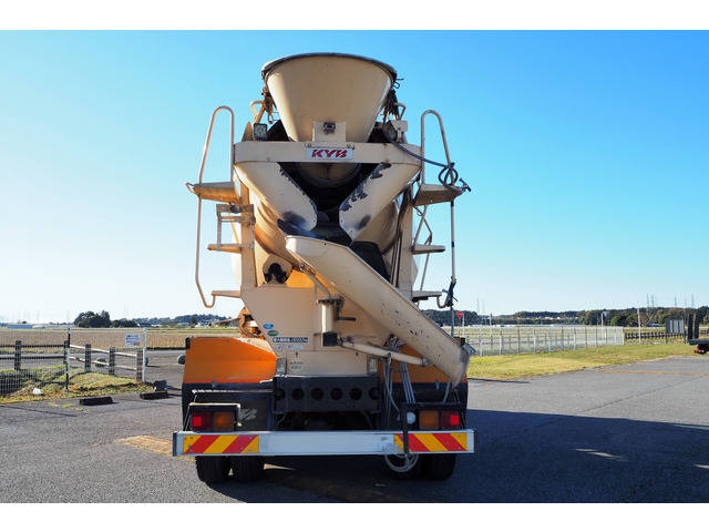 いすゞギガミキサー車（コンクリートミキサー）大型（10t）[写真05]