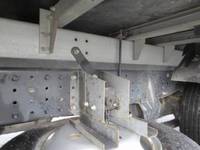 三菱ふそうキャンターアルミバン小型（2t・3t）[写真10]