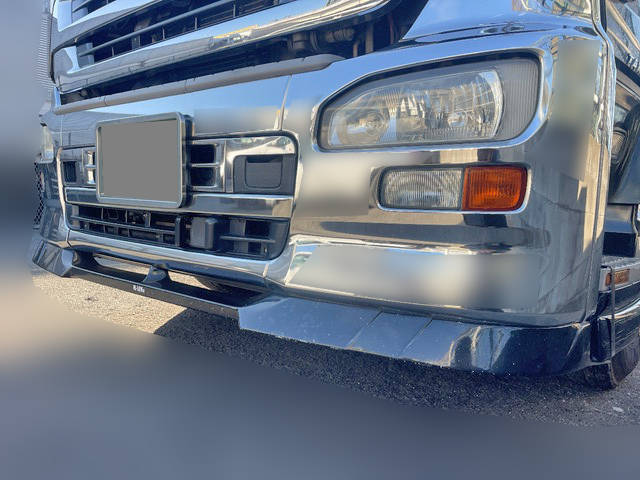 UDトラックスクオントレーラーヘッド（トラクターヘッド）大型（10t）[写真07]