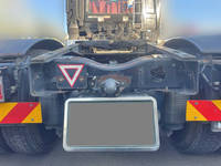 UDトラックスクオントレーラーヘッド（トラクターヘッド）大型（10t）[写真08]