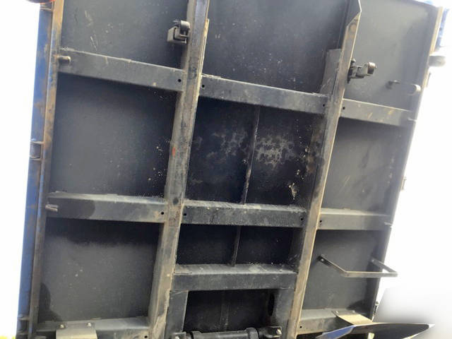 いすゞエルフダンプ小型（2t・3t）[写真14]