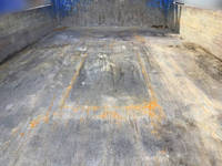 いすゞエルフダンプ小型（2t・3t）[写真09]