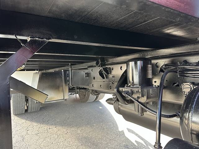 日野レンジャーセルフクレーン4段増トン（6t・8t）[写真14]