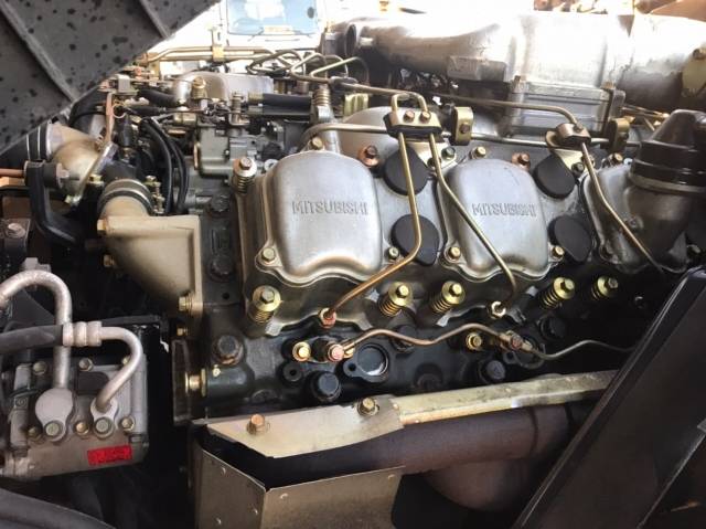 三菱ふそうスーパーグレートクレーン5段大型（10t）[写真10]