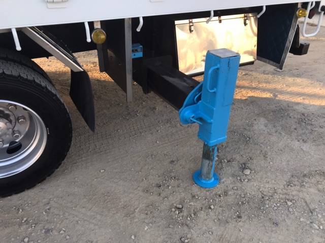 三菱ふそうスーパーグレートクレーン5段大型（10t）[写真12]