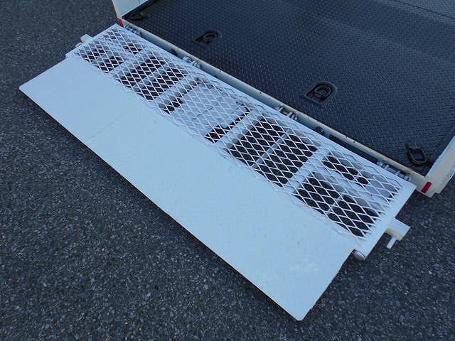 三菱ふそうキャンターセーフティローダー小型（2t・3t）[写真09]