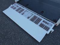 三菱ふそうキャンターセーフティローダー小型（2t・3t）[写真09]