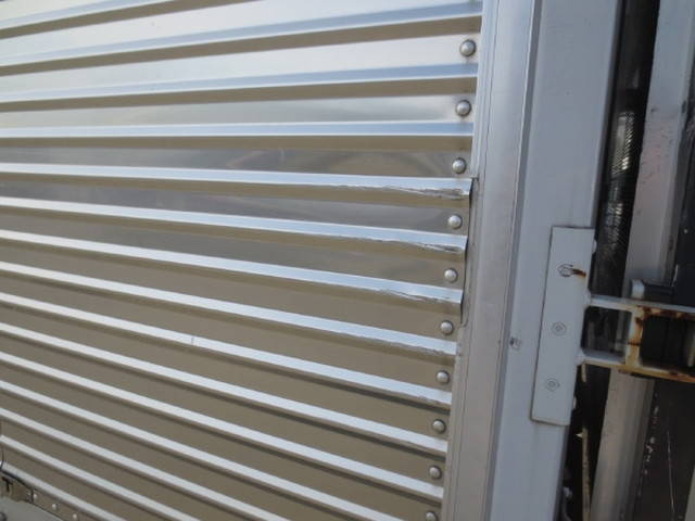 日野デュトロアルミバン小型（2t・3t）[写真19]