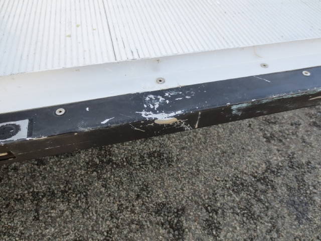 日野デュトロアルミバン小型（2t・3t）[写真22]