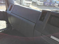 いすゞフォワードコンテナ専用車中型（4t）[写真32]