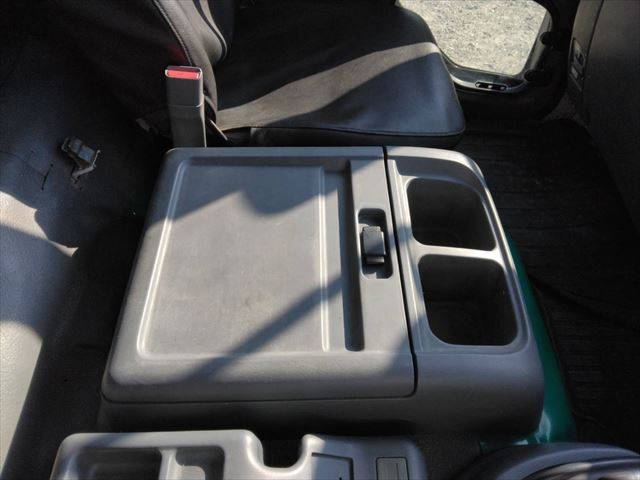 いすゞフォワードコンテナ専用車中型（4t）[写真34]