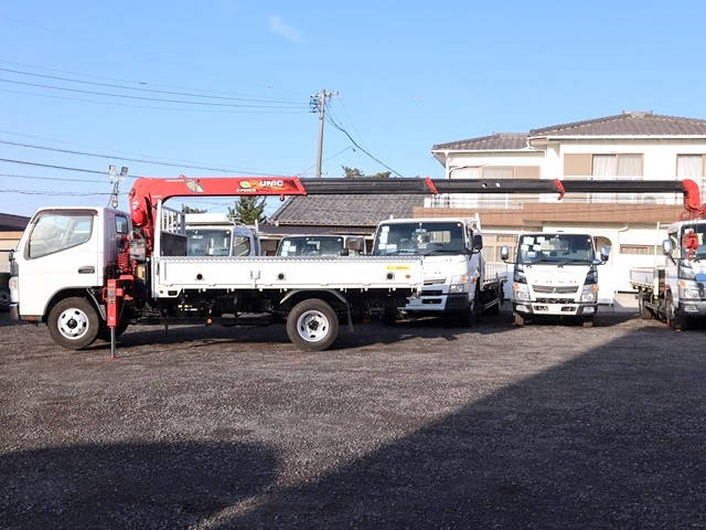 三菱ふそうキャンタークレーン4段小型（2t・3t）[写真10]