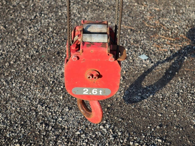 三菱ふそうキャンタークレーン4段小型（2t・3t）[写真17]