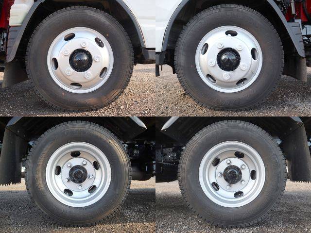 三菱ふそうキャンタークレーン4段小型（2t・3t）[写真22]