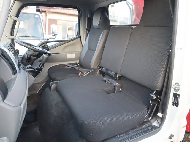 三菱ふそうキャンタークレーン4段小型（2t・3t）[写真28]