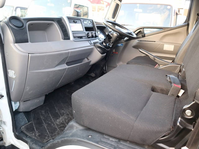 三菱ふそうキャンタークレーン4段小型（2t・3t）[写真30]