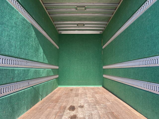 三菱ふそうキャンターアルミバン小型（2t・3t）[写真13]