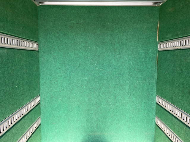 三菱ふそうキャンターアルミバン小型（2t・3t）[写真14]