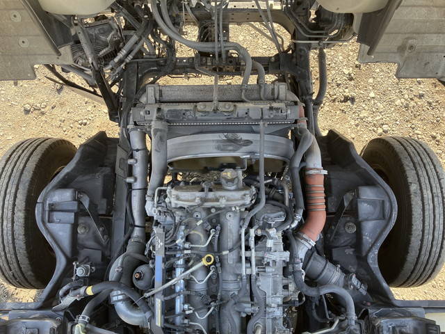 三菱ふそうキャンターアルミバン小型（2t・3t）[写真21]