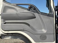 三菱ふそうキャンターアルミバン小型（2t・3t）[写真23]