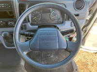 三菱ふそうキャンターアルミバン小型（2t・3t）[写真30]