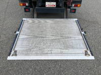 いすゞエルフ冷凍車（冷蔵車）小型（2t・3t）[写真19]