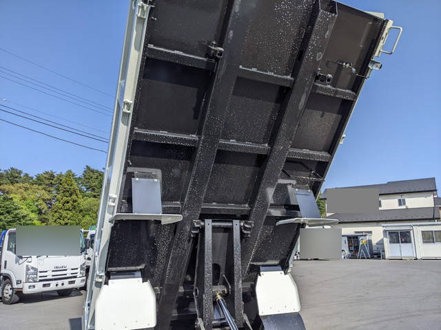 三菱ふそうキャンターダンプ小型（2t・3t）[写真09]