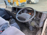 いすゞエルフクレーン4段小型（2t・3t）[写真32]