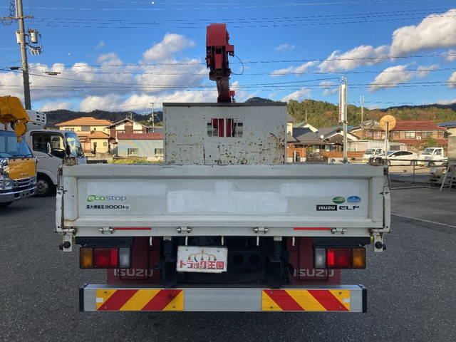 いすゞエルフクレーン4段小型（2t・3t）[写真08]