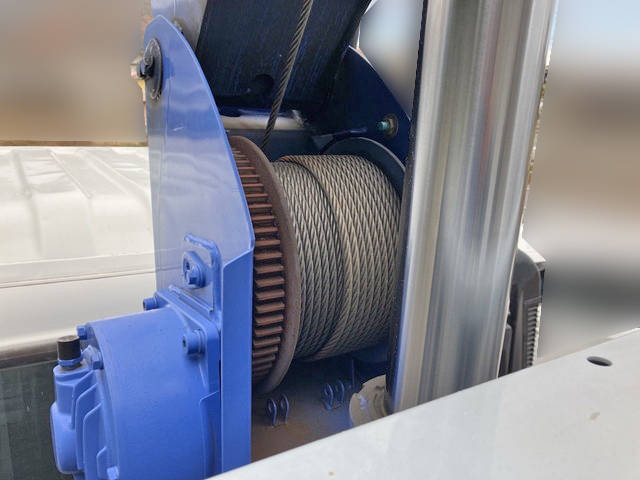 いすゞエルフクレーン4段小型（2t・3t）[写真10]