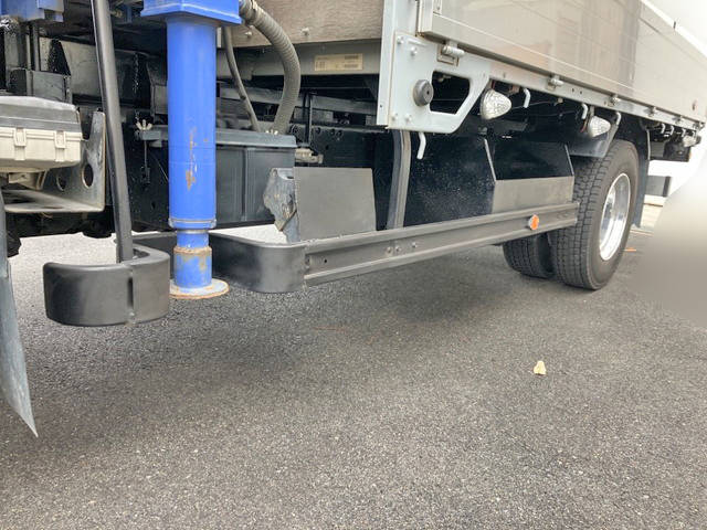 いすゞエルフクレーン4段小型（2t・3t）[写真15]