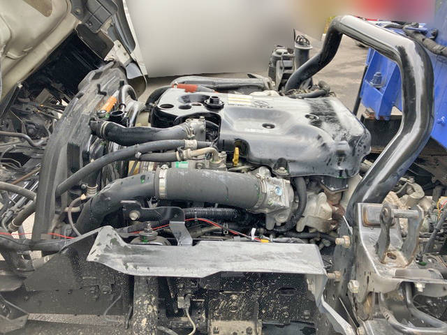 いすゞエルフクレーン4段小型（2t・3t）[写真23]