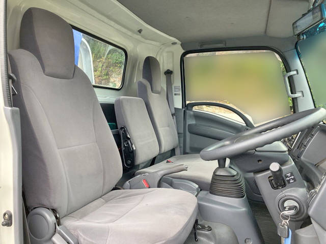 いすゞエルフクレーン4段小型（2t・3t）[写真30]