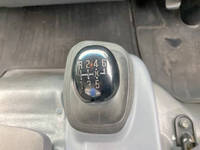 いすゞエルフクレーン4段小型（2t・3t）[写真34]