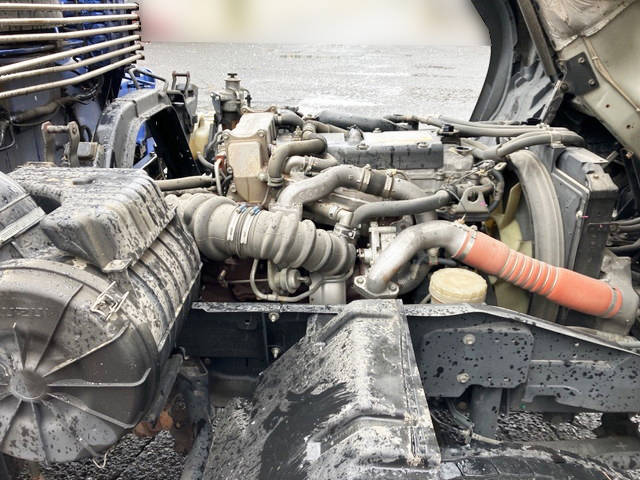 いすゞフォワードクレーン4段増トン（6t・8t）[写真19]