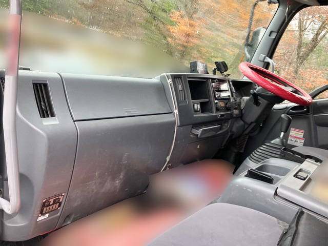 いすゞフォワードクレーン4段増トン（6t・8t）[写真27]