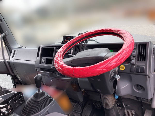 いすゞフォワードクレーン4段増トン（6t・8t）[写真28]