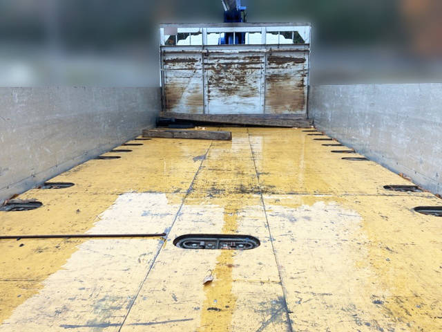 いすゞフォワードクレーン4段増トン（6t・8t）[写真08]